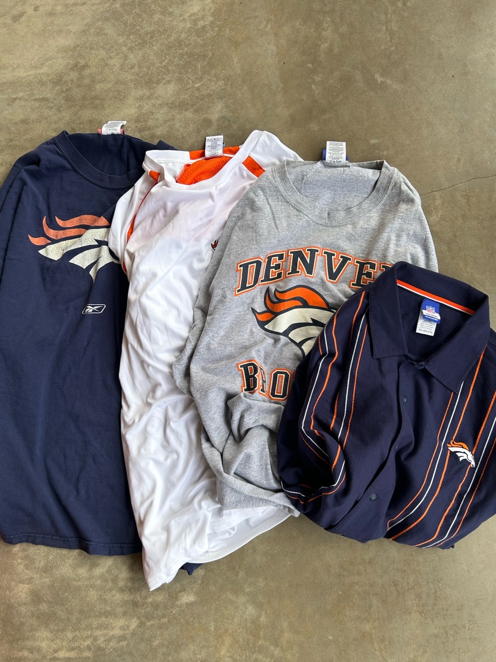 Vintage Reebok NFL Broncos Collection